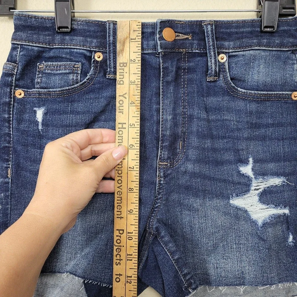 Universal Thread Womens Blue Dark Wash High Rise Denim Jean‎ Shorts Size 2/26
